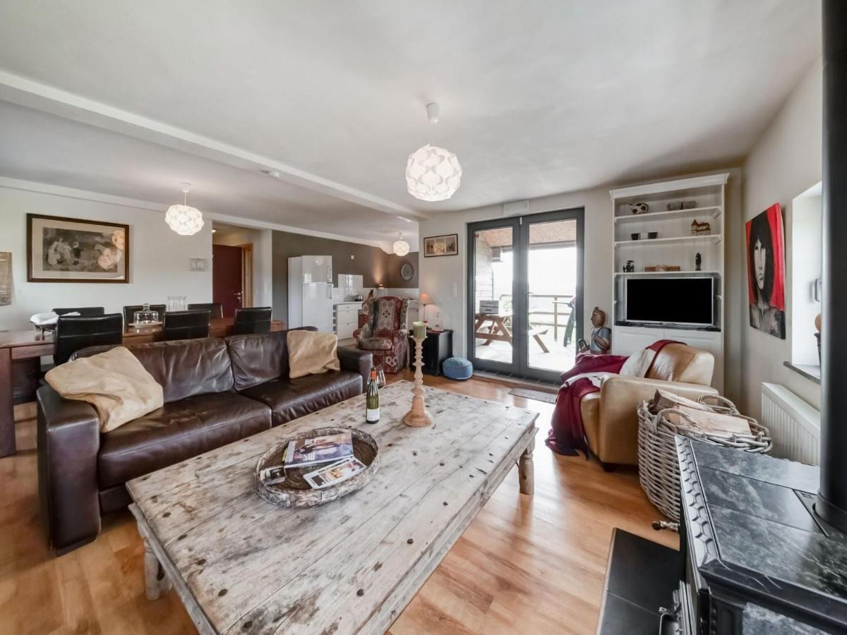 Comfortable And Spacious Apartment With Cosy Terrace And Fabulous View Mont  Bagian luar foto